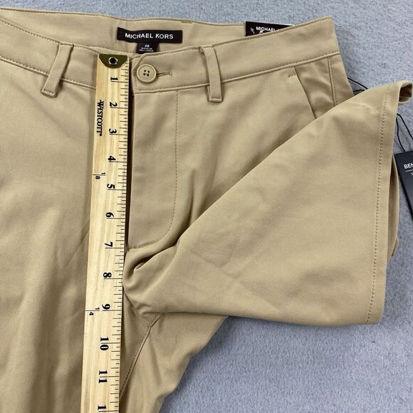 Michael Kors Tech Shorts Mens 28 Beige 8 Inseam Wicking Lightweight Outdoors - Picture 10 of 13